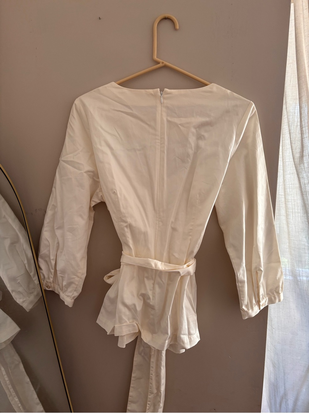NWT Boden - Cream tie waist cream Blouse - Picture 3 of 5
